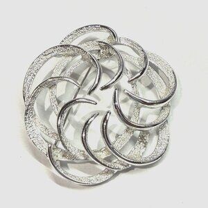 Sarah Coventry vintage silver swirl brooch pin 2.25" swirl‎ cluster